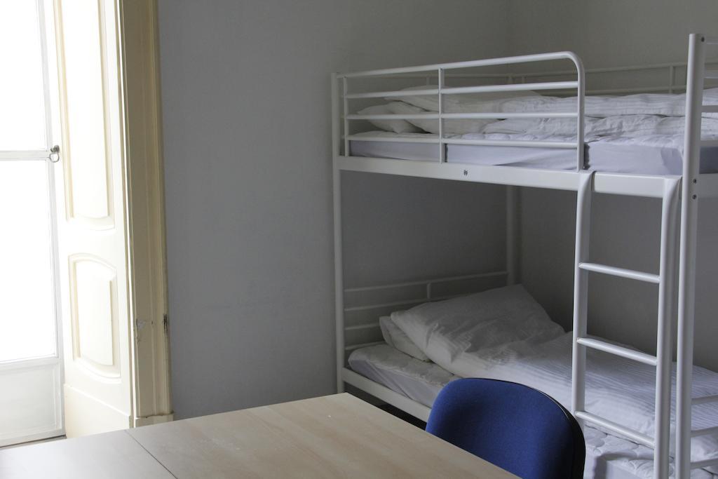 Youthhome B&B Naples Bilik gambar