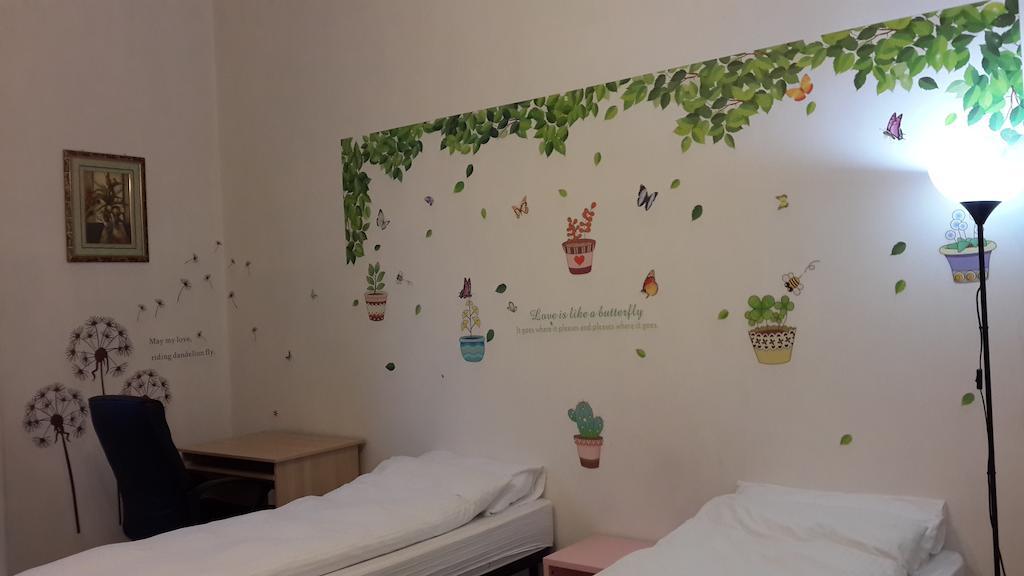 Youthhome B&B Naples Luaran gambar