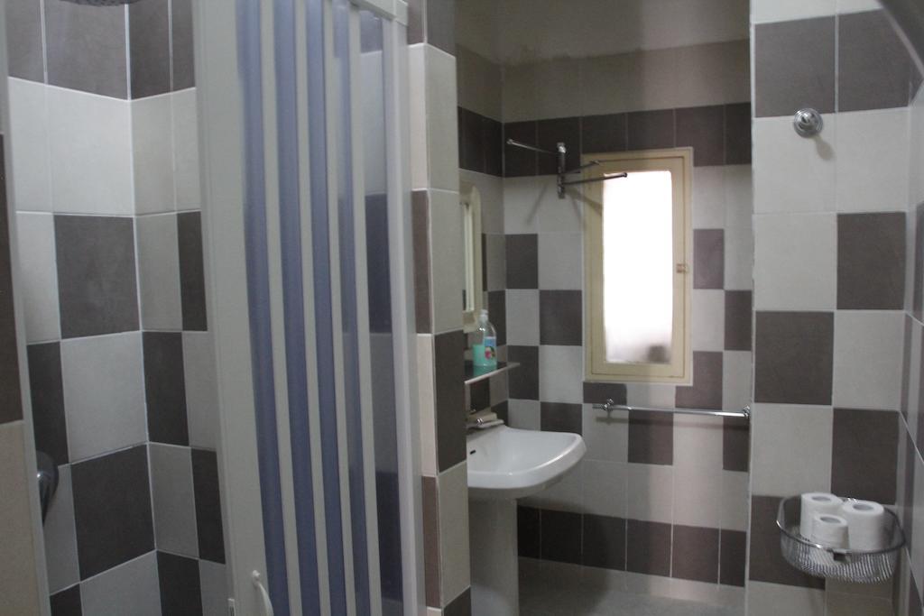 Youthhome B&B Naples Bilik gambar